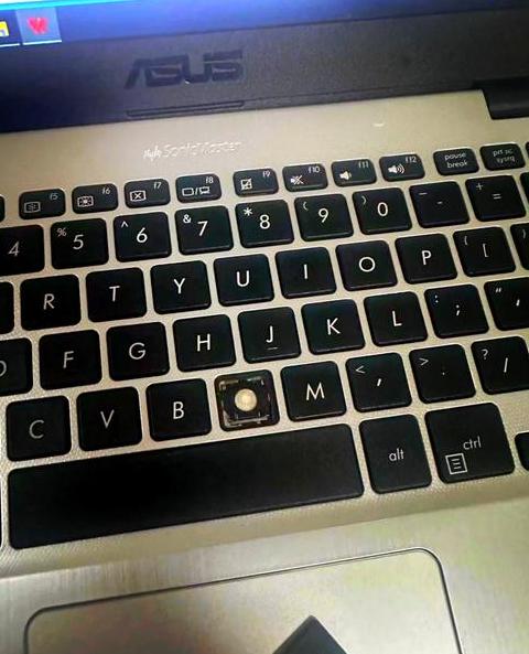 笔记本键盘个别键掉了