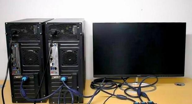 多个显示器共用一台主机