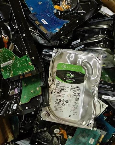 硬盘坏了有什么表现
